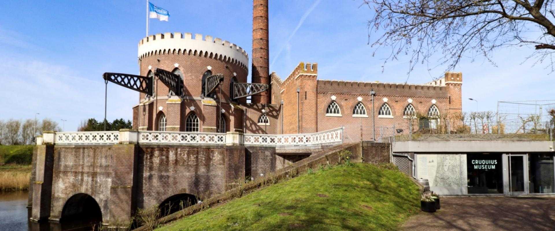 Pumping station de Cruquius seen from the side