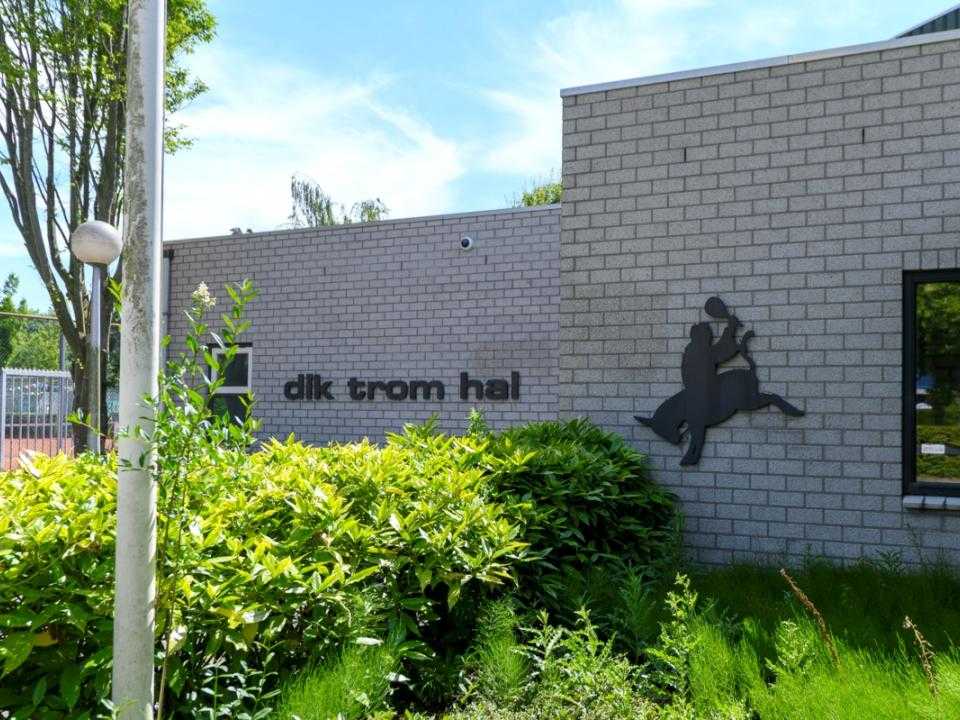 De Dik Trom tennishal in Hoofddorp