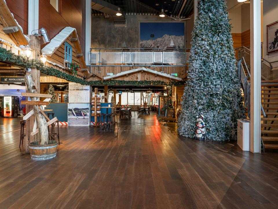 Centrale hal van Snow World Amsterdam