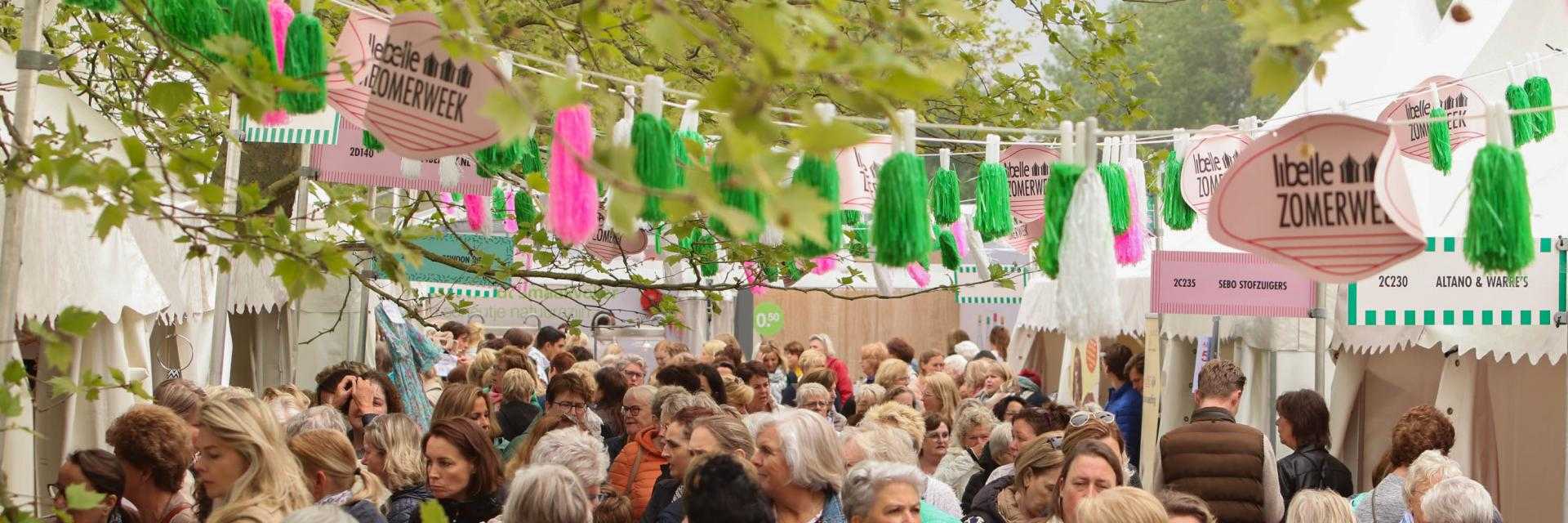 Bezoekers van Linda Meidenweek