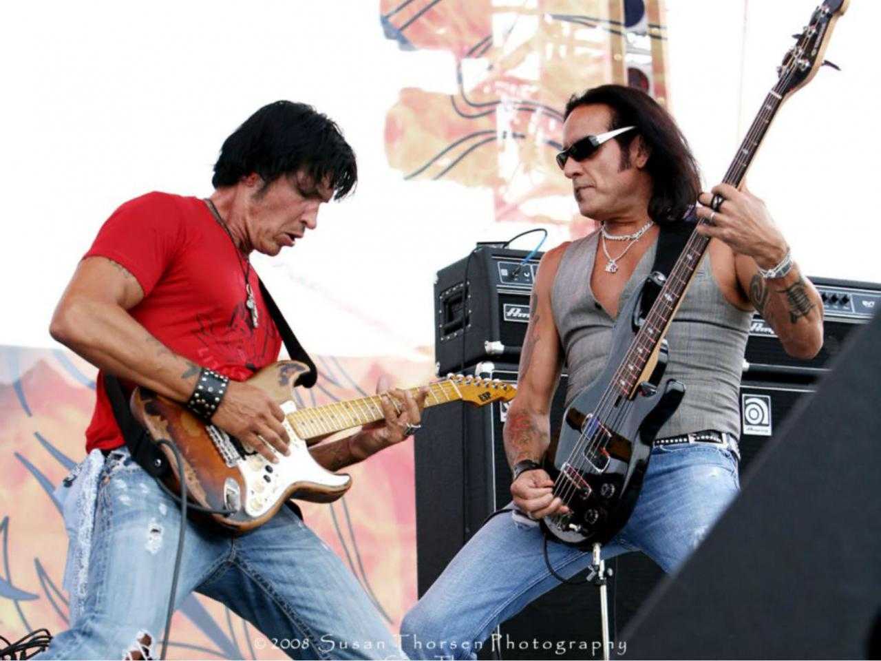 Marco Mendoza + Vintage Rebel