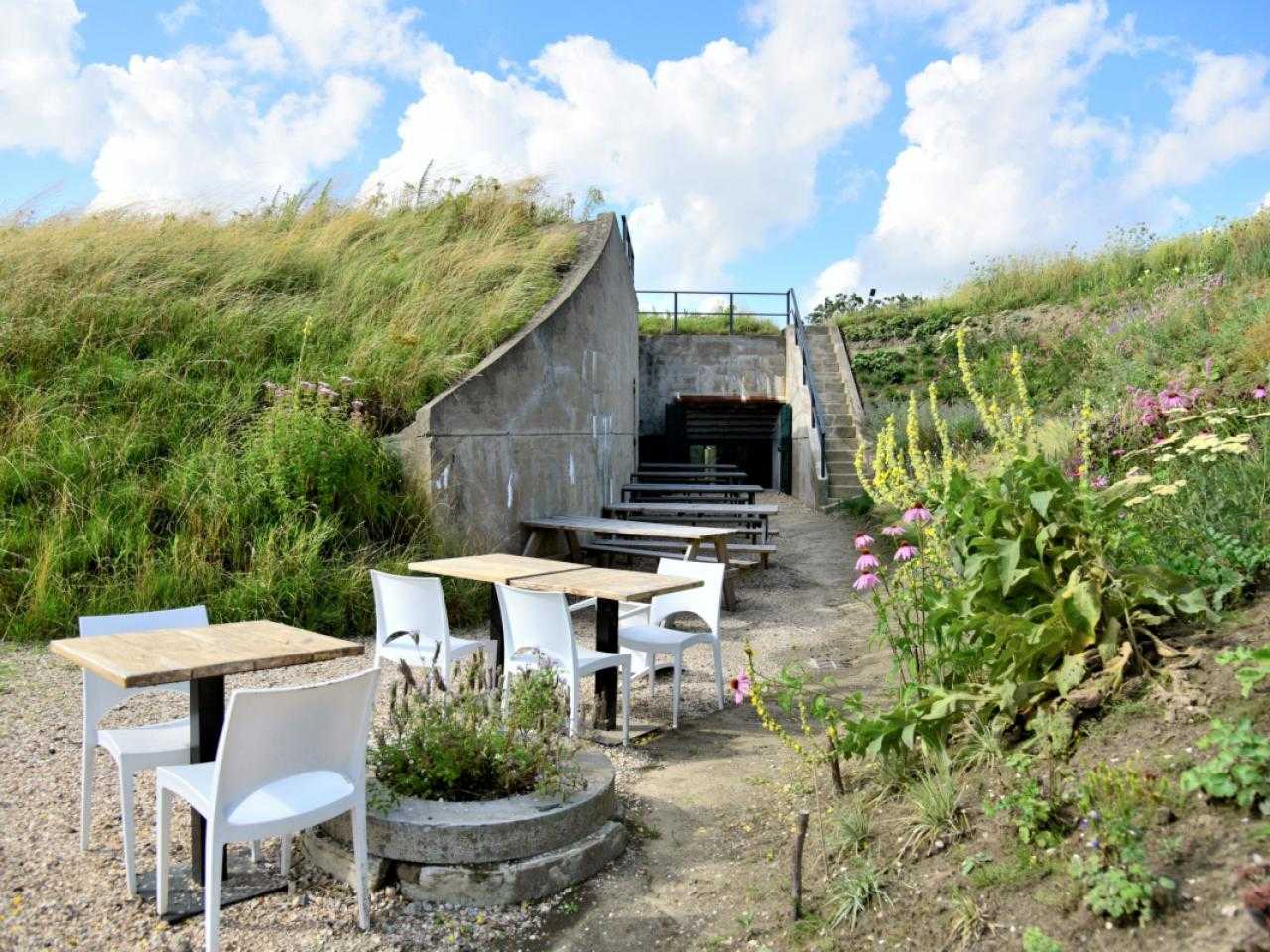 Exterior Fort Hoofddorp with terrace