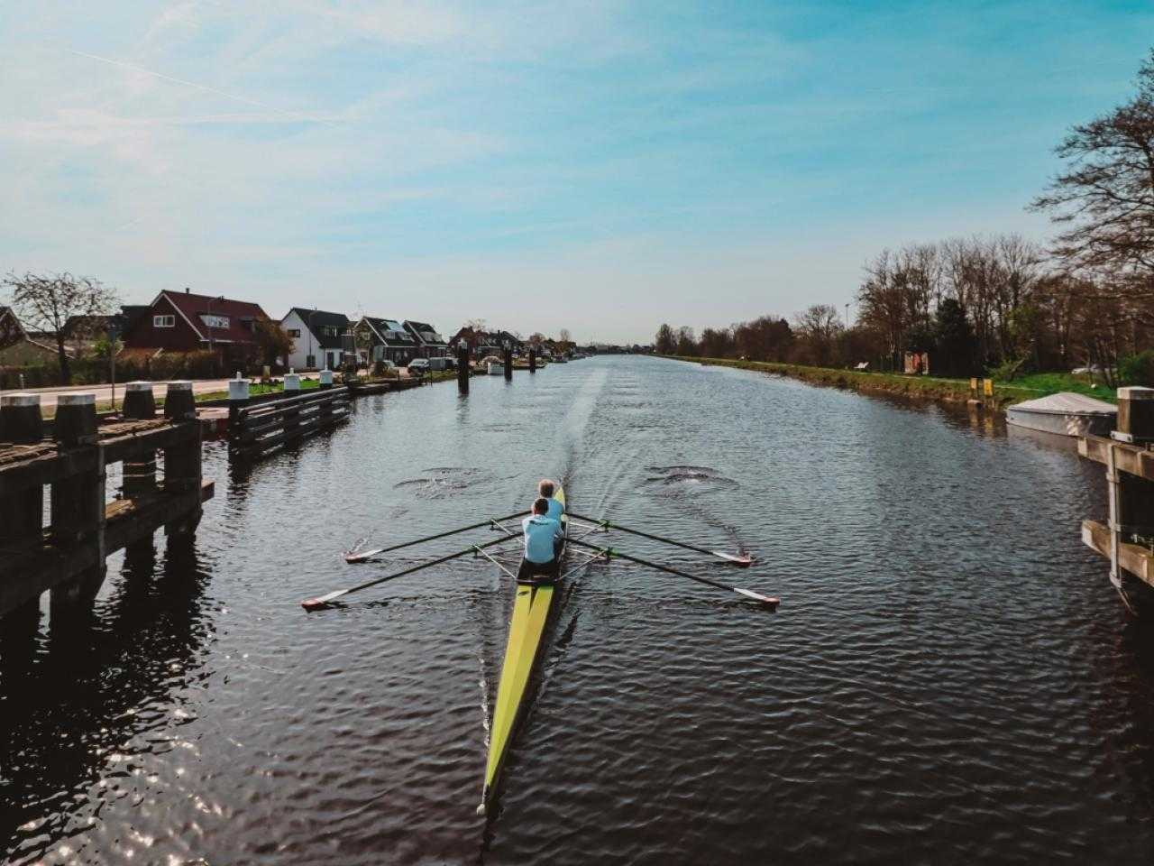 Rowers on the Ringvaart