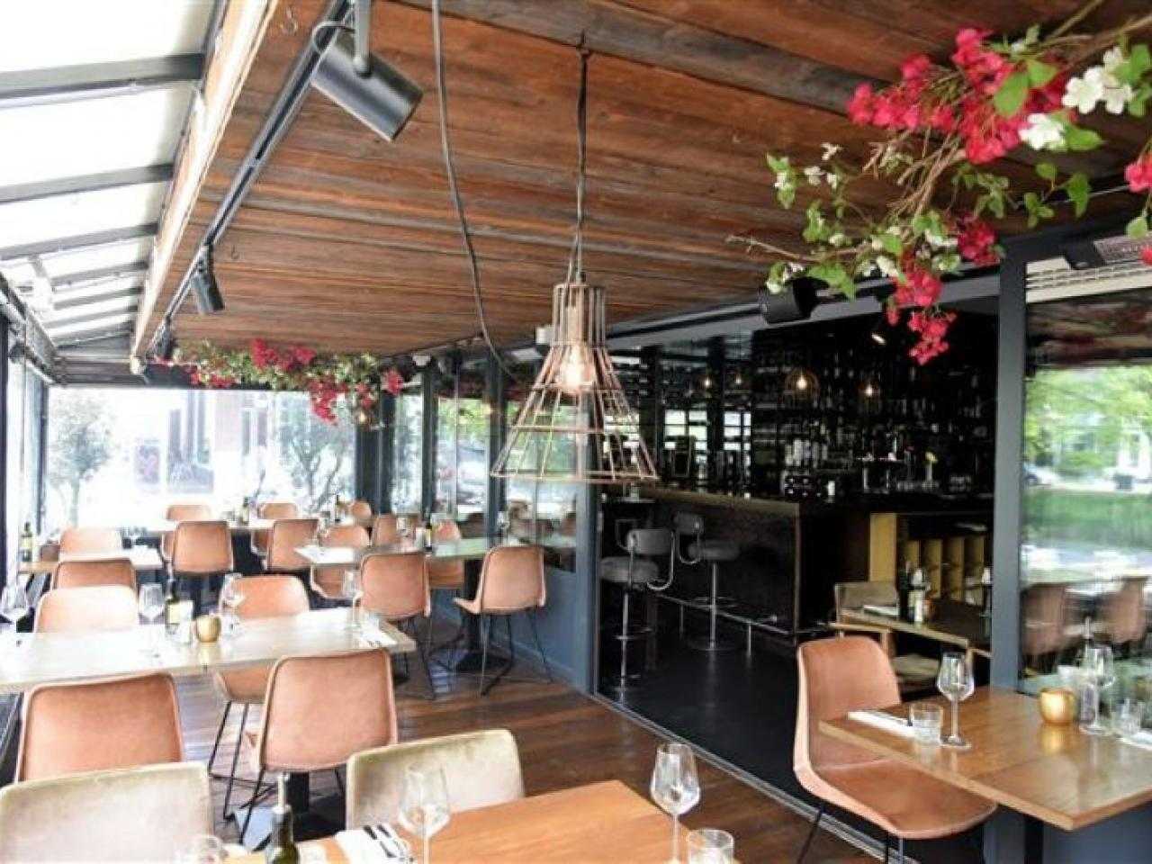 impressie van binnenkant Bar-Bistro Joseph