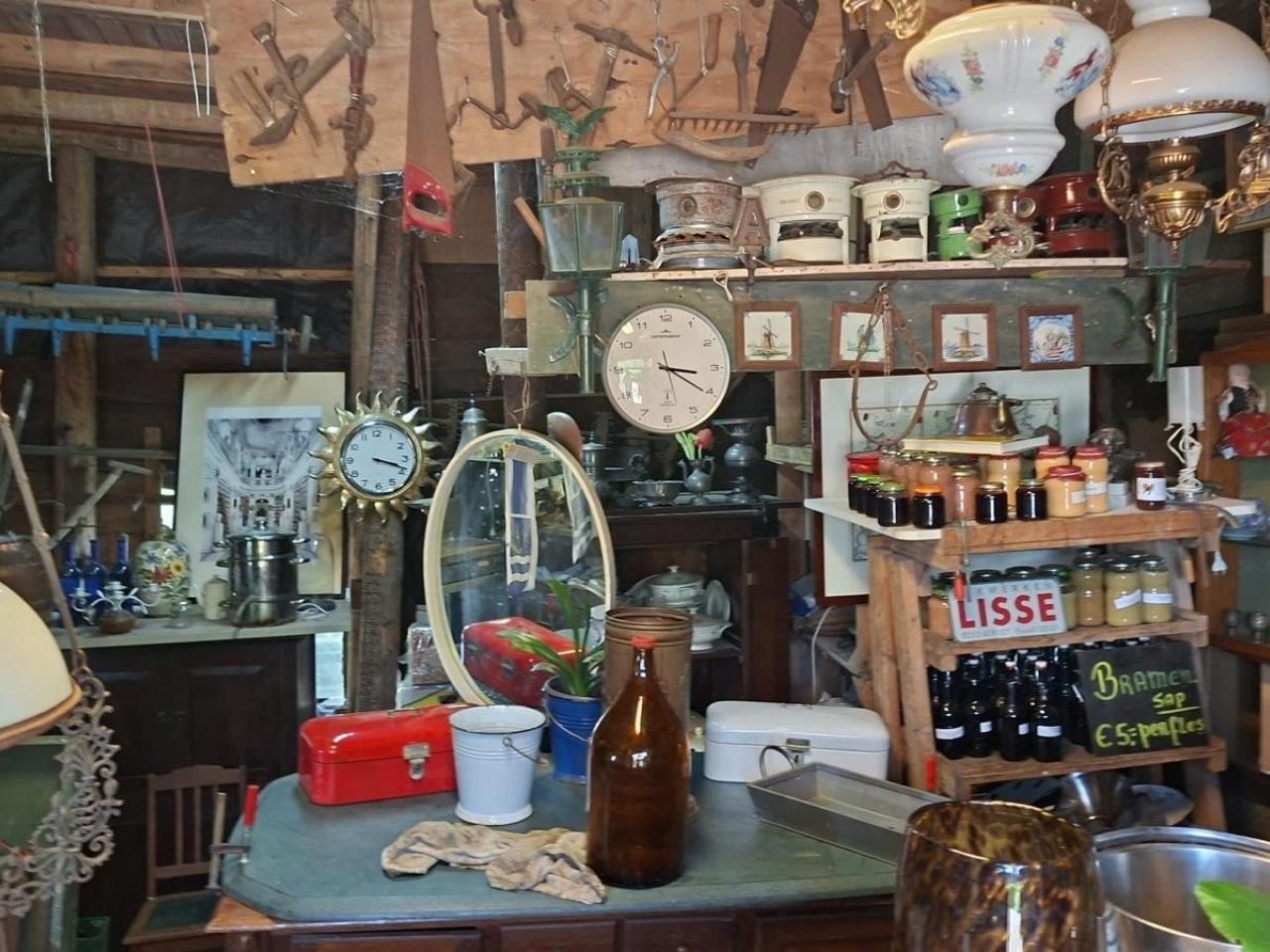 Foto van museumstukken uit de appelenburg