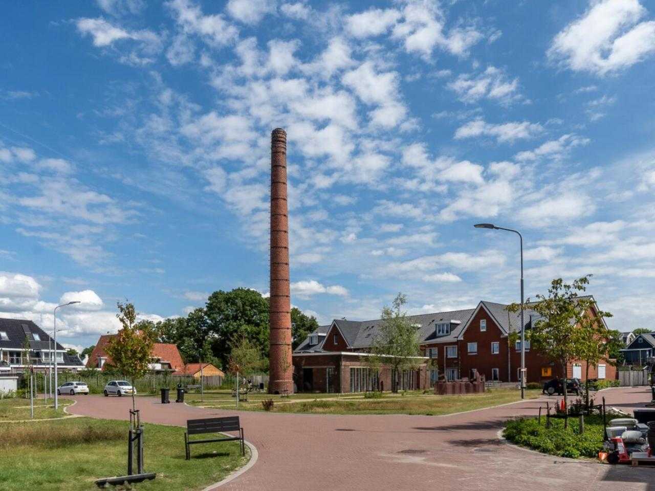 Ketelhuis met schoorsteen