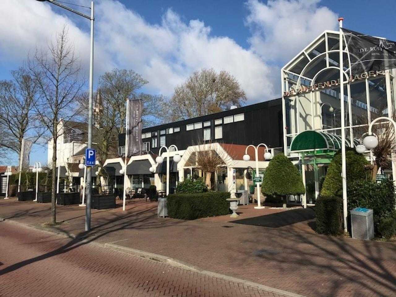 Buitenkant Rustende Jager