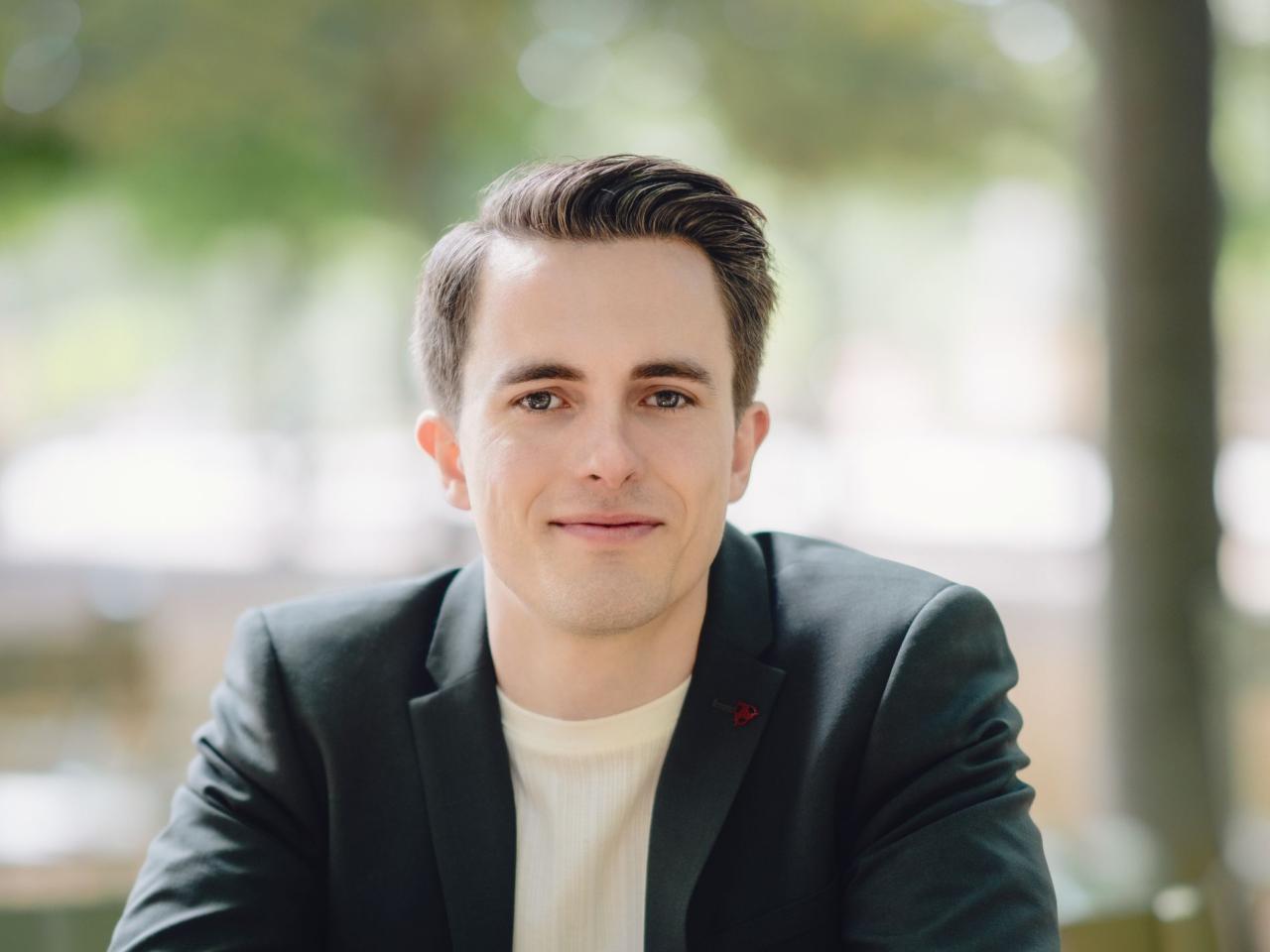Portretfoto van Florian Verweij