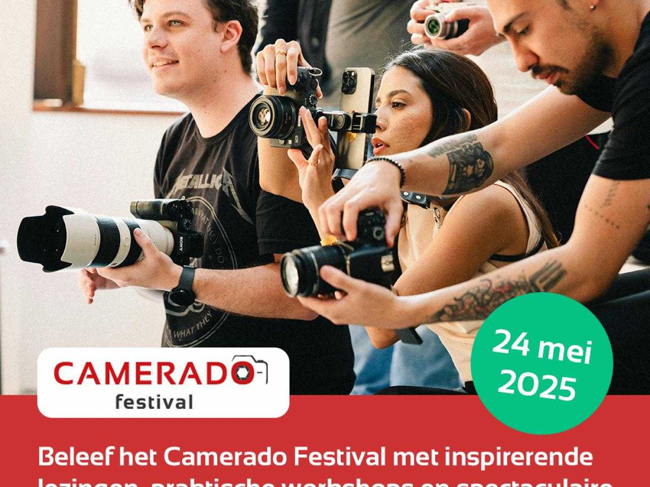 Mensen met een camera vast flyer Camerado Festival