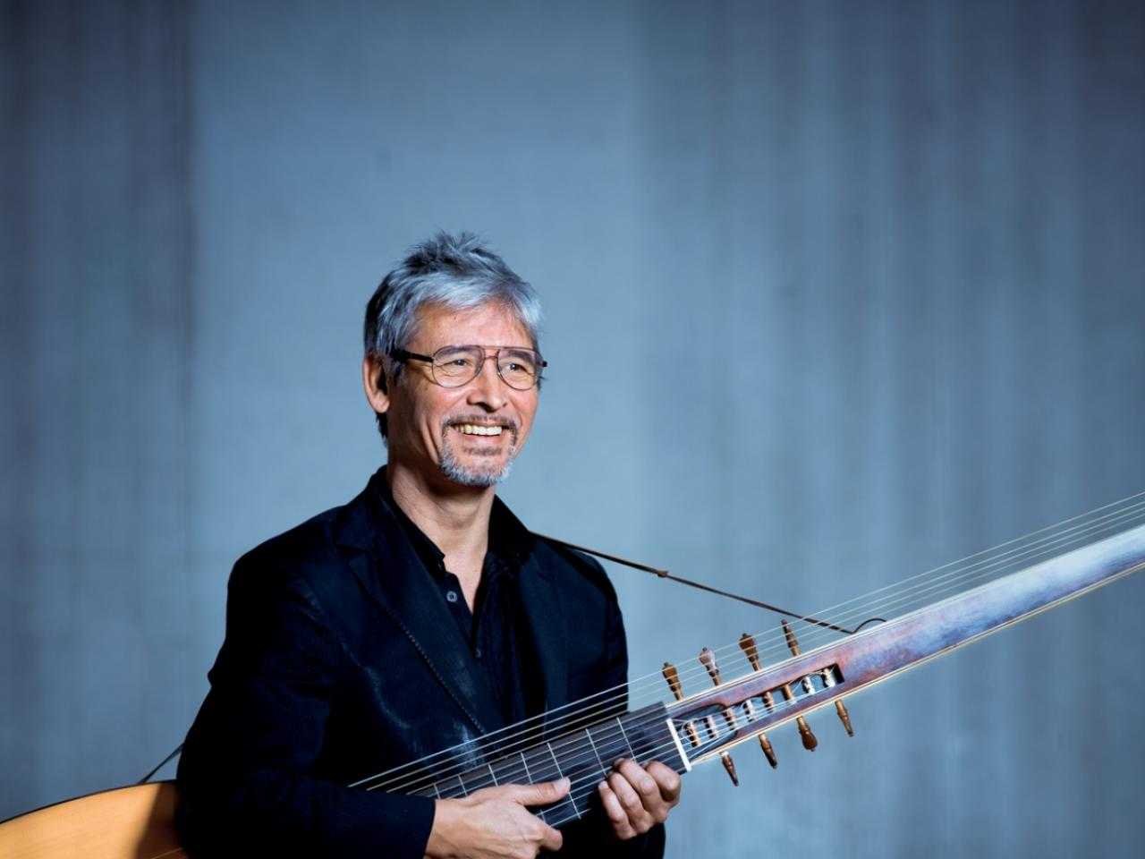 Artiest met instrument