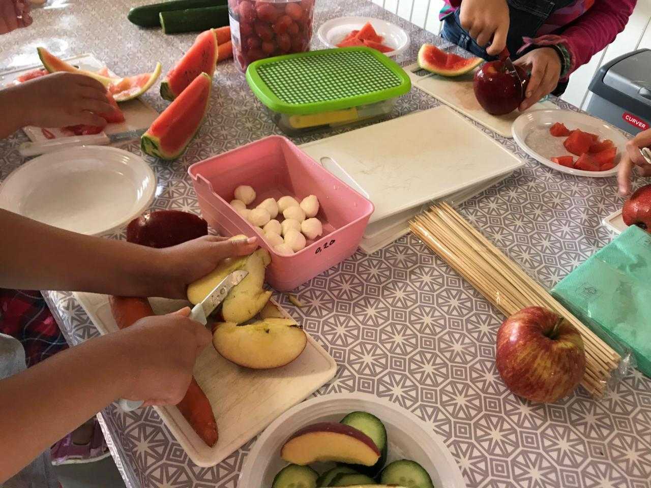 Fruitspiesjes maken