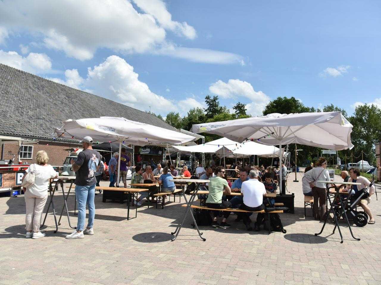 Terras buiten festival